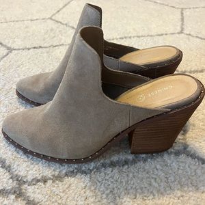 Suede mules